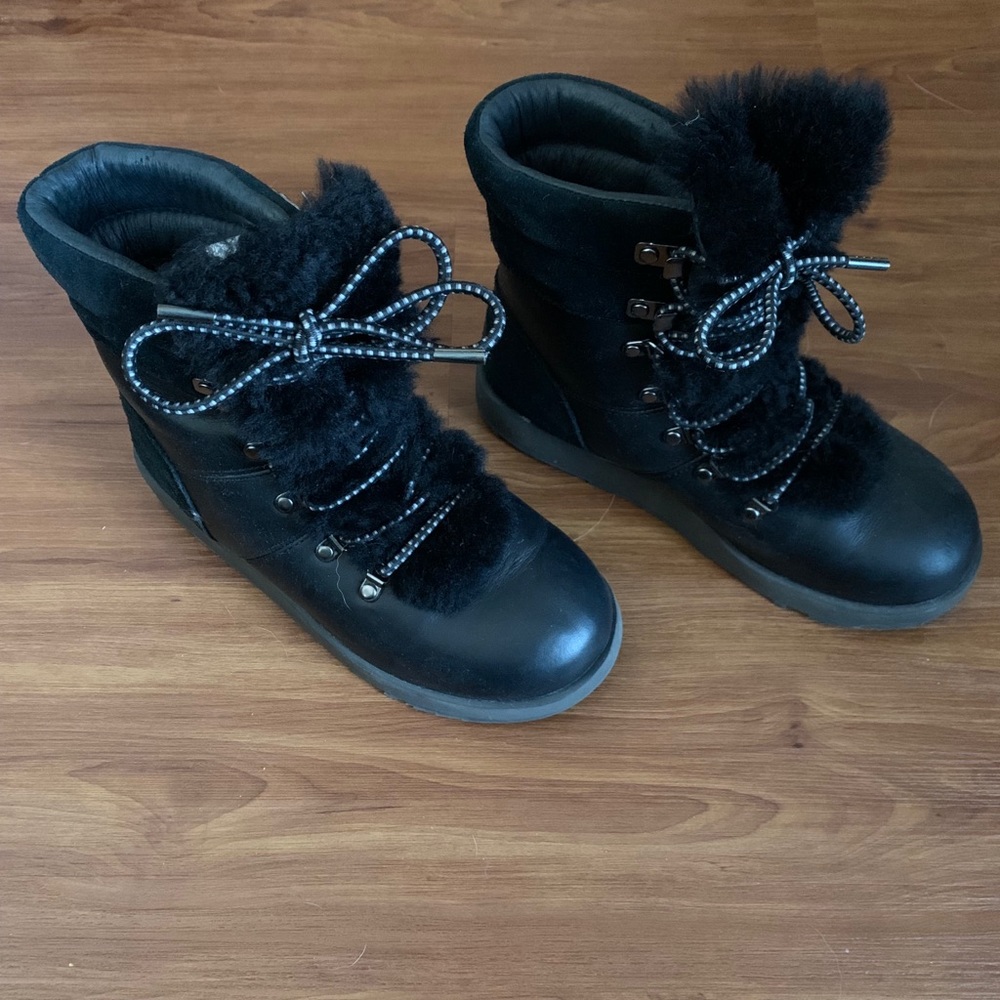 Ugg Waterproof Viki Boot View 5